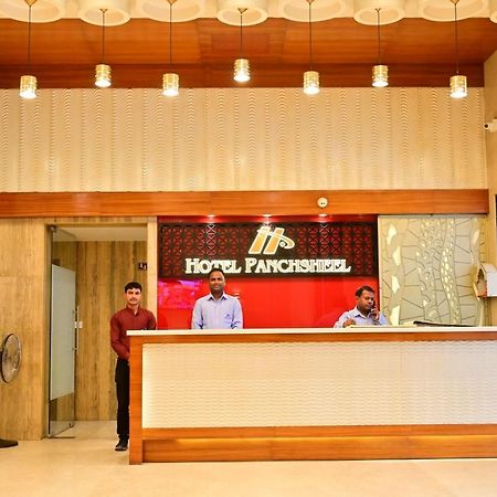 Hotel Panchsheel Ayodhya Buitenkant foto
