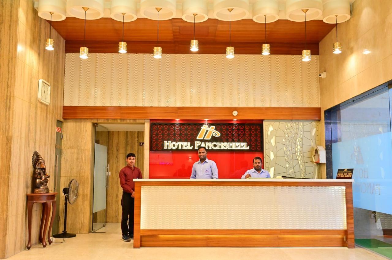 Hotel Panchsheel Ayodhya Buitenkant foto
